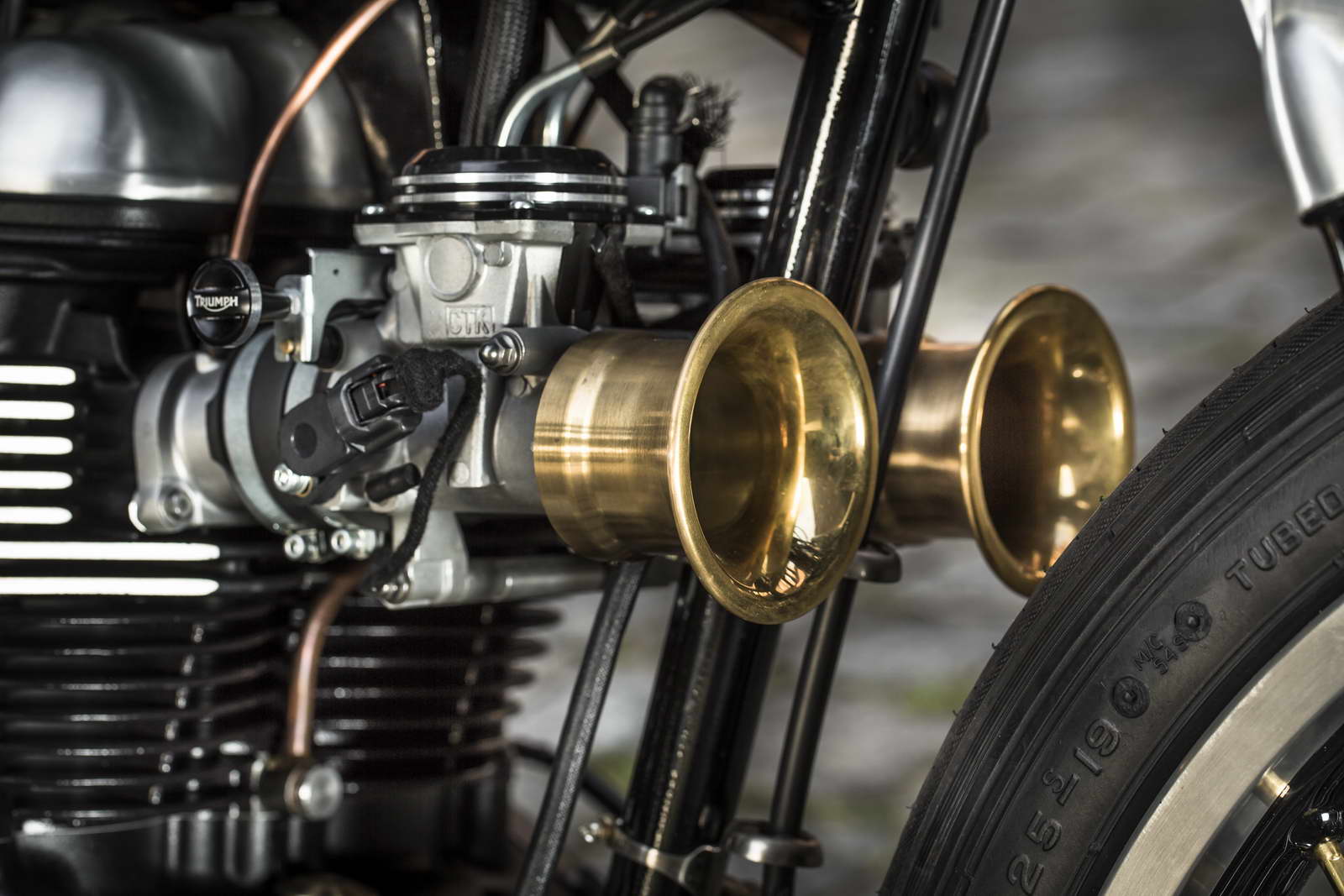 Triumph Scrambler Roadster